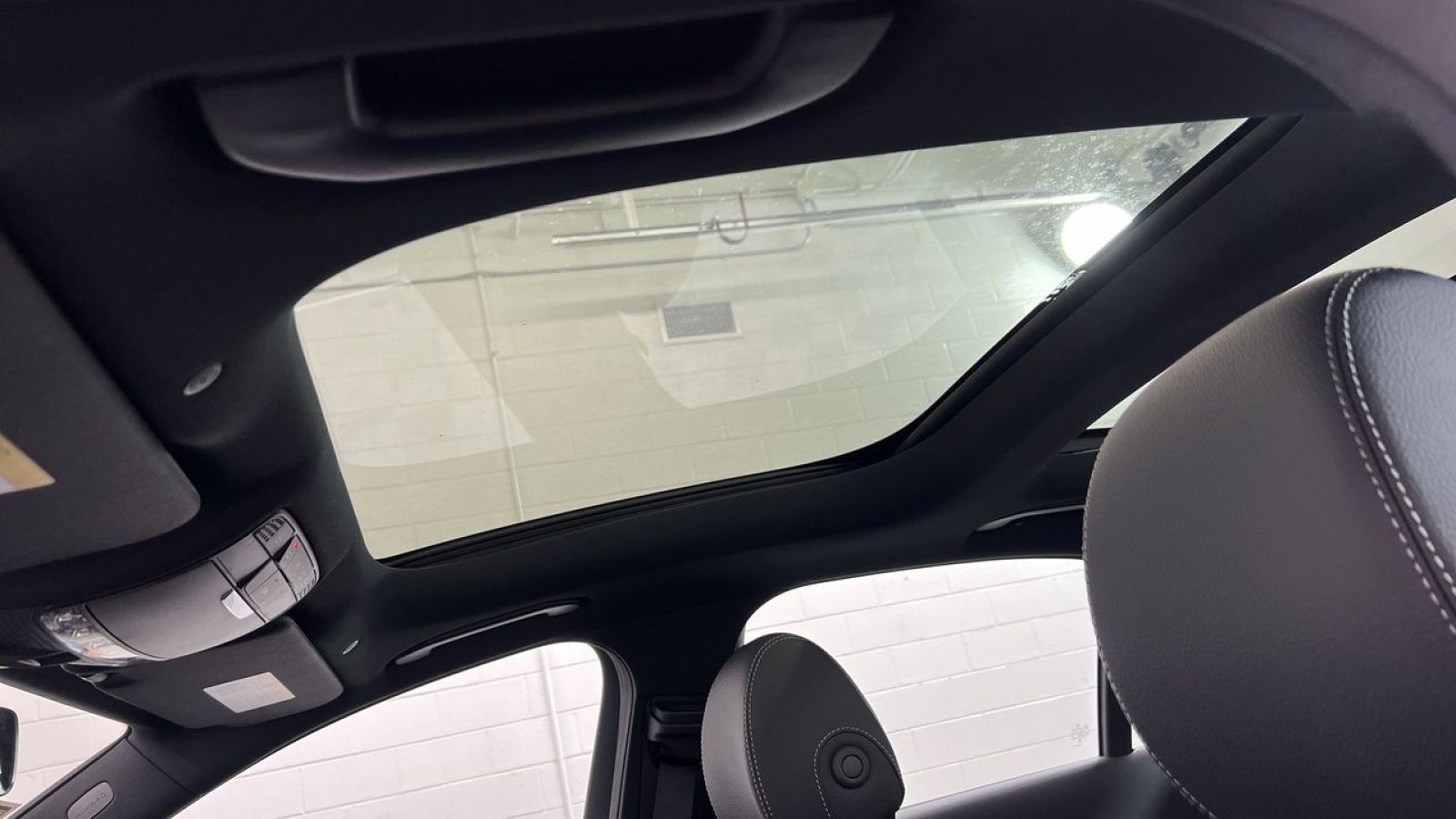 New 2023 Mercedes-Benz E 450 4MATIC Sedan image 31