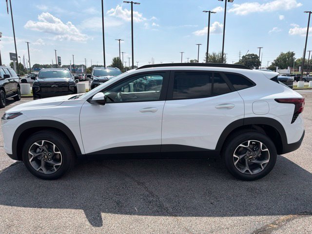 New 2026 Chevrolet Trax LT FWD image 6