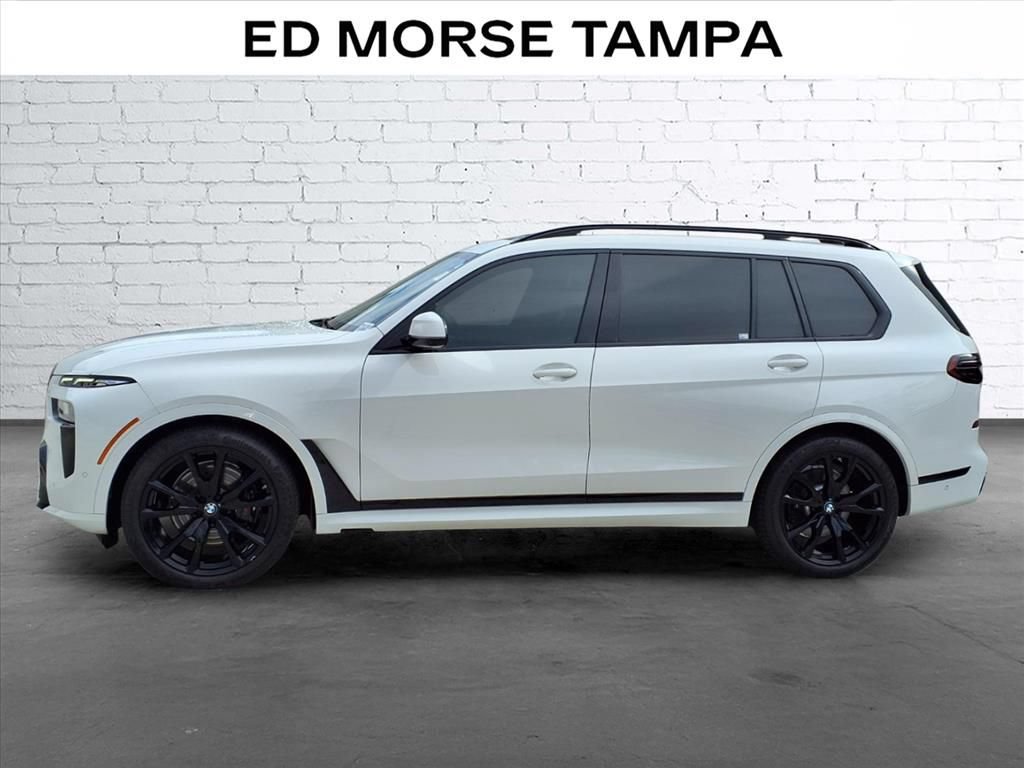 Used 2023 BMW X7 xDrive40i w/ Executive Package AWD/4WD image 2
