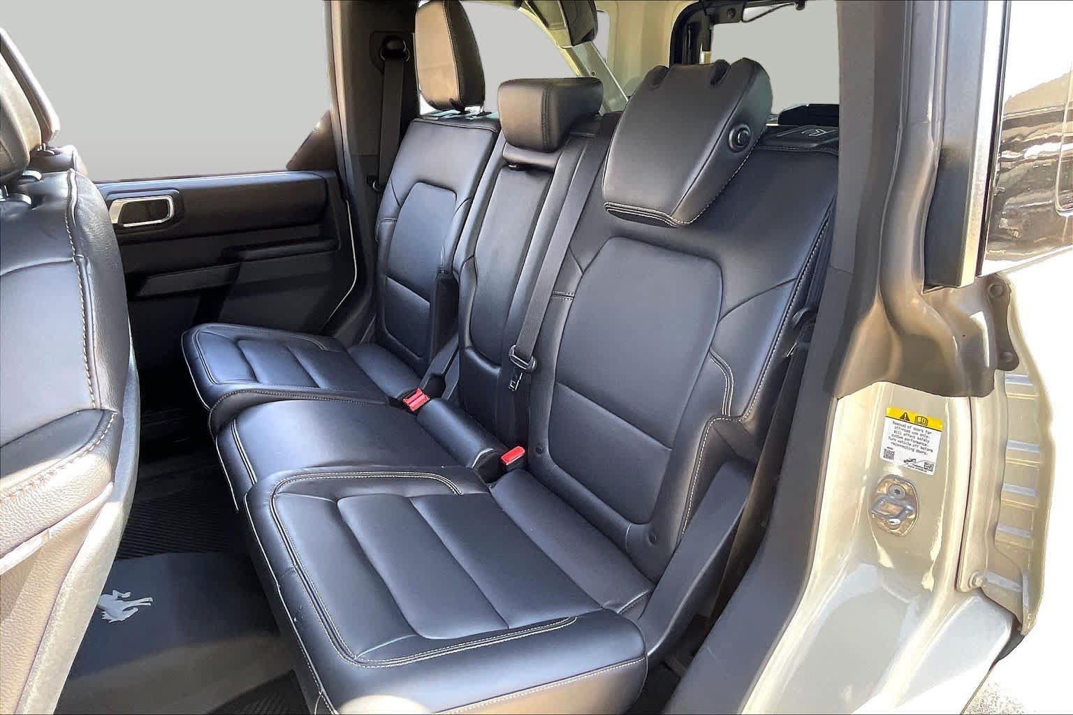 Used 2025 Ford Bronco Badlands AWD/4WD image 21