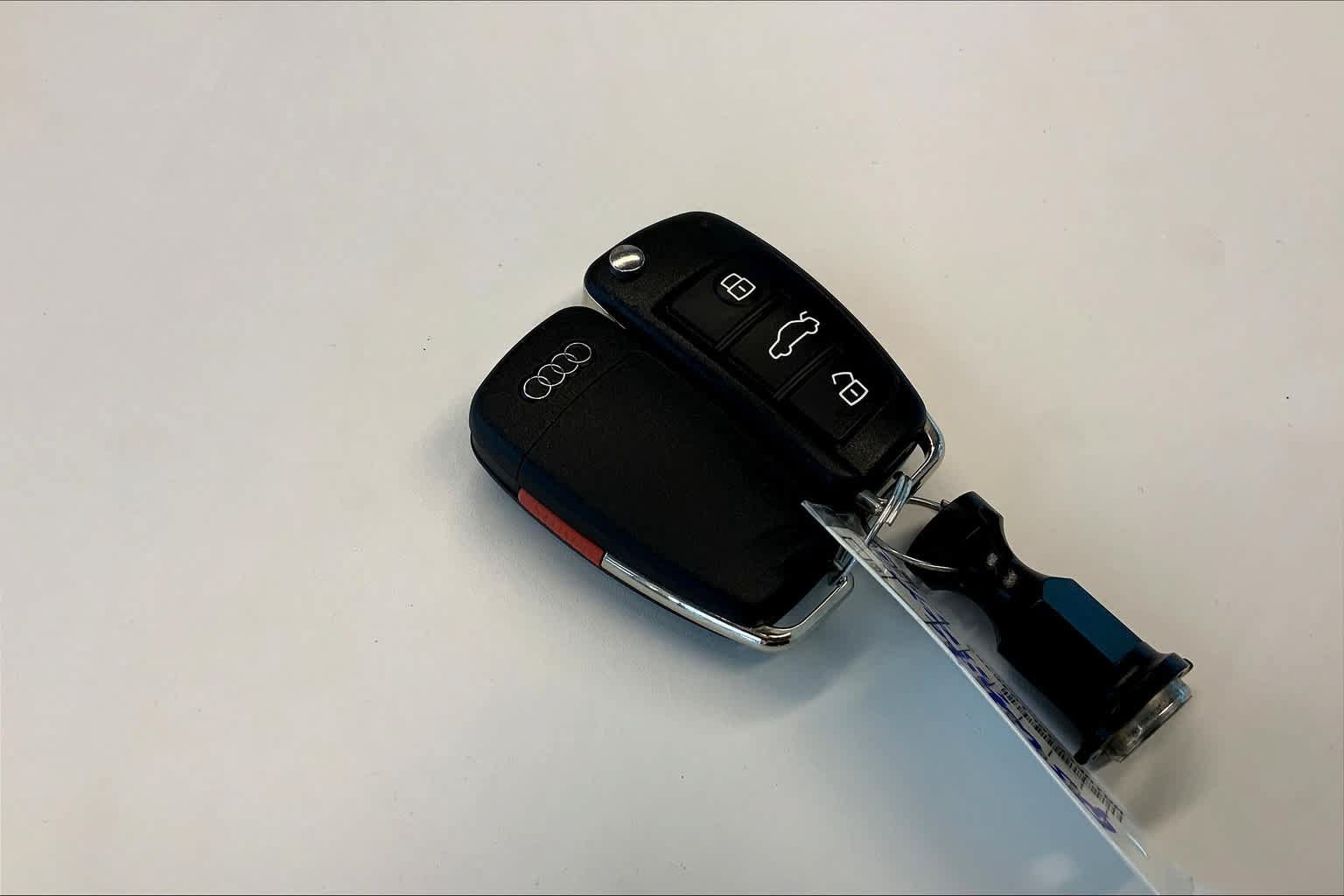 Used 2020 Audi Q3 2.0T Premium w/ Convenience Package AWD/4WD image 15