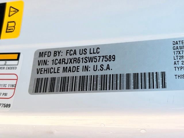 Used 2025 Jeep Wrangler Unlimited Rubicon 4xe w/ Safety Group AWD/4WD image 38