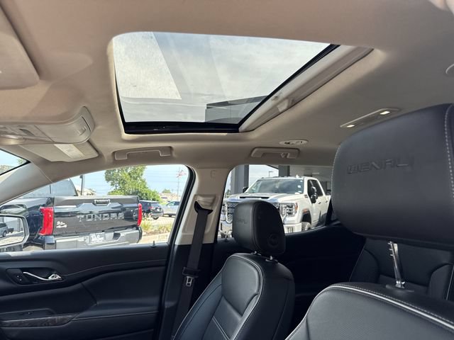Used 2023 GMC Acadia Denali w/ Denali Ultimate Package AWD/4WD image 27