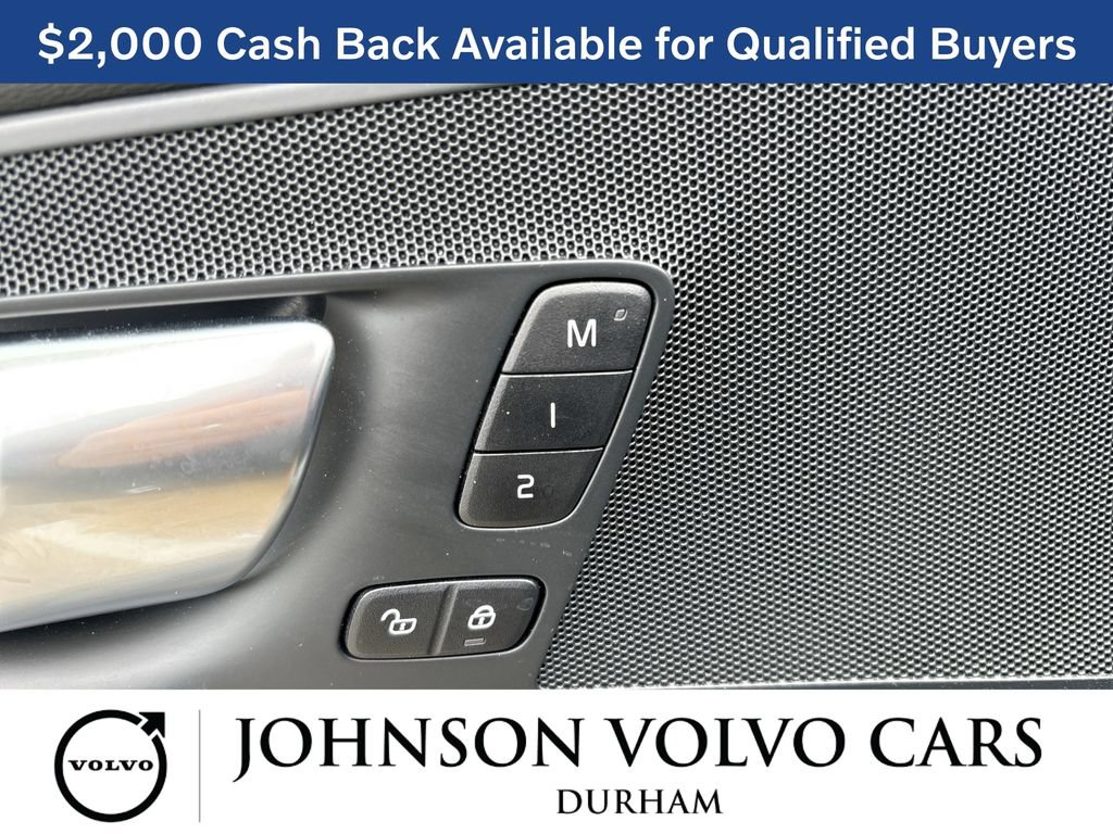 New 2026 Volvo XC60 T8 Plus w/ Protection Package Premier AWD/4WD image 15