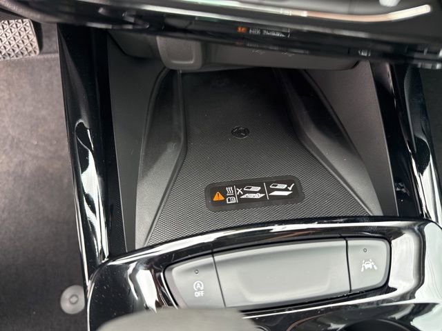 New 2026 Chevrolet Trax ACTIV FWD image 24