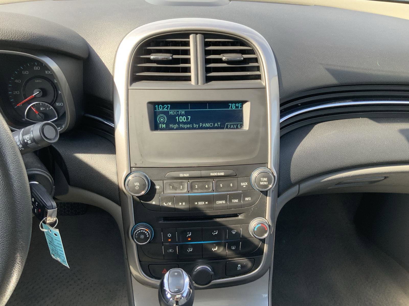 Used 2015 Chevrolet Malibu LS FWD image 28