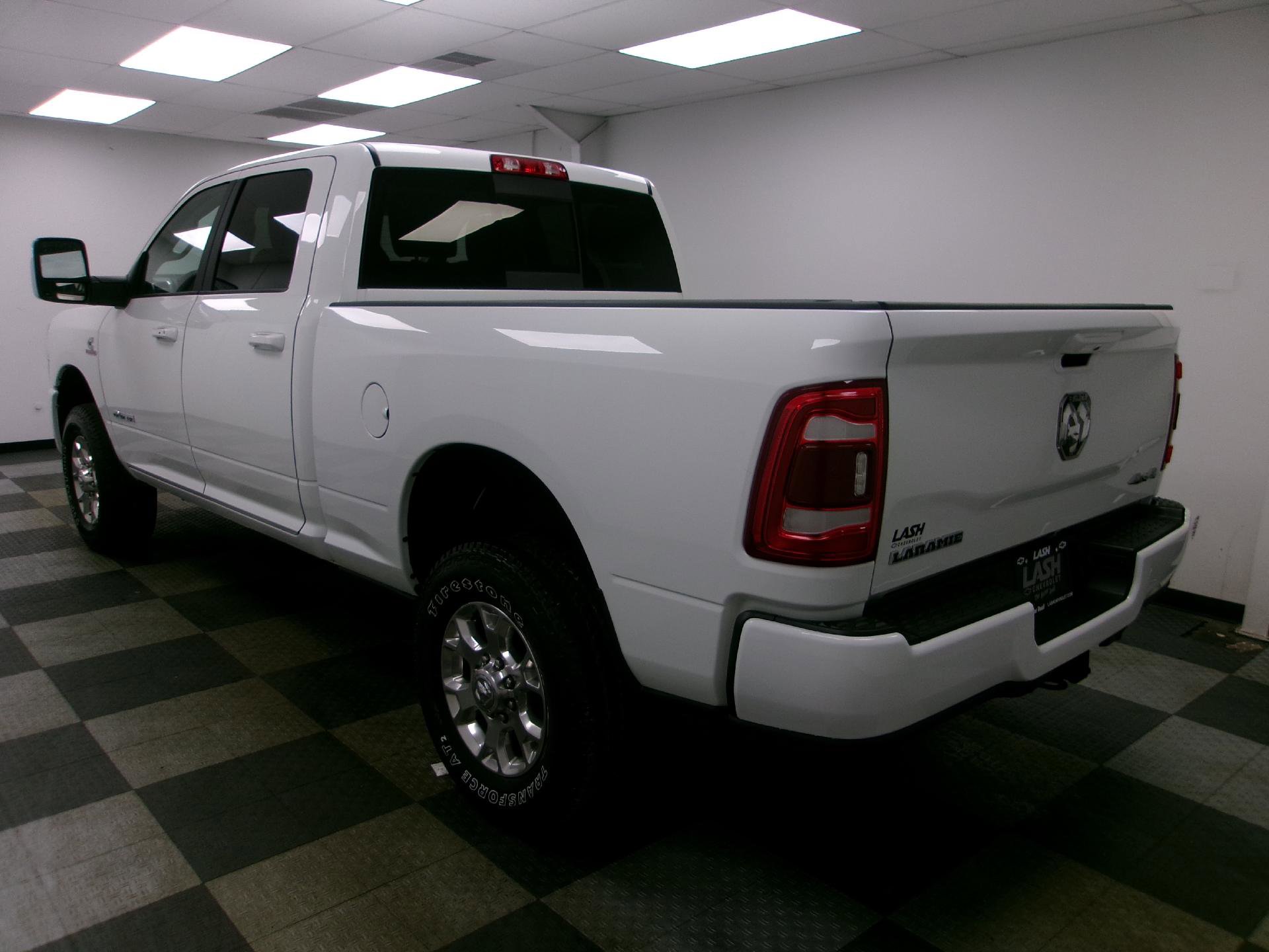 Used 2024 RAM 2500 Laramie AWD/4WD image 4