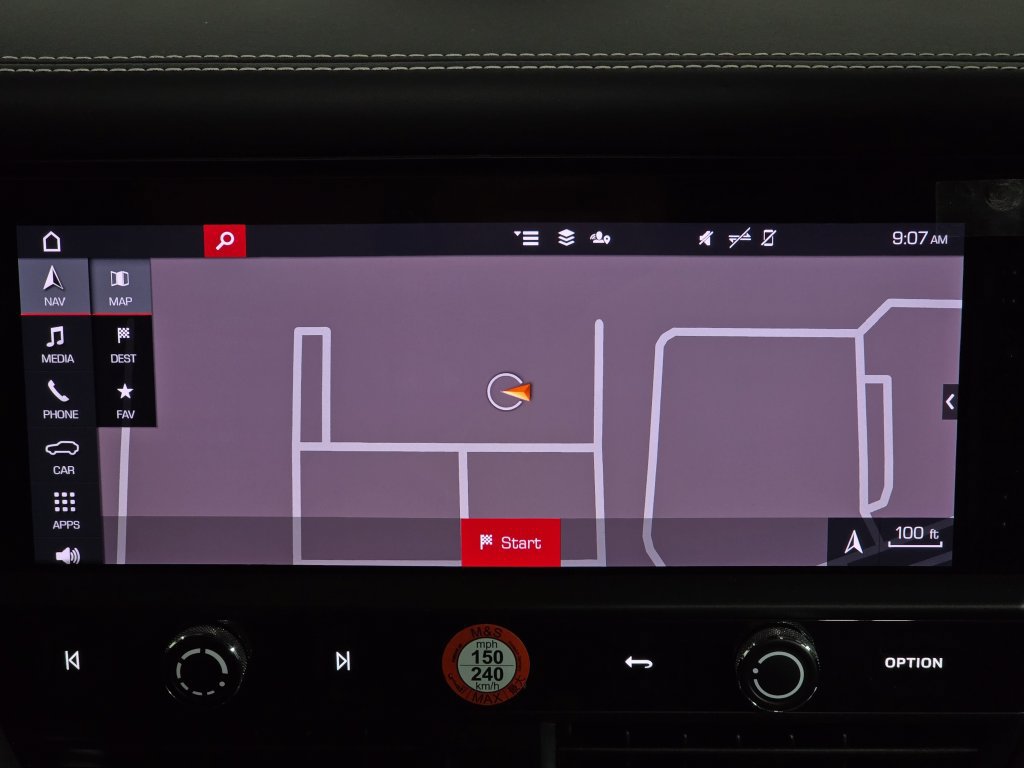 Certified 2025 Porsche Macan Turbo AWD/4WD image 18