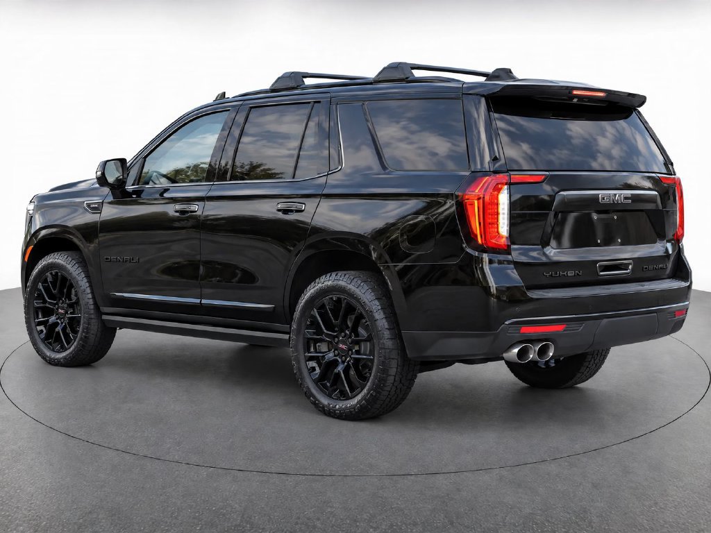 Used 2023 GMC Yukon Denali AWD/4WD image 3