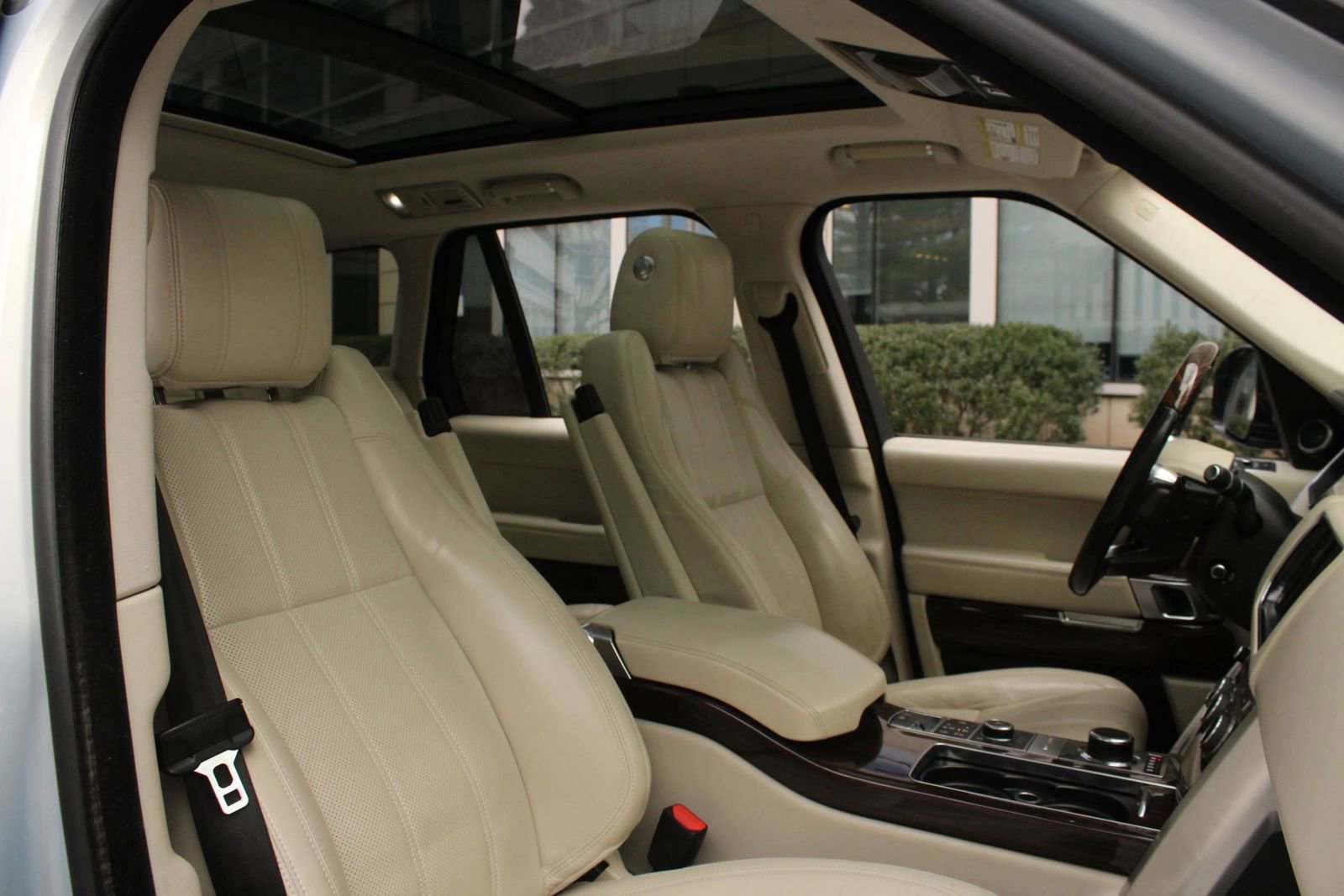 Used 2014 Land Rover Range Rover Supercharged AWD/4WD image 27