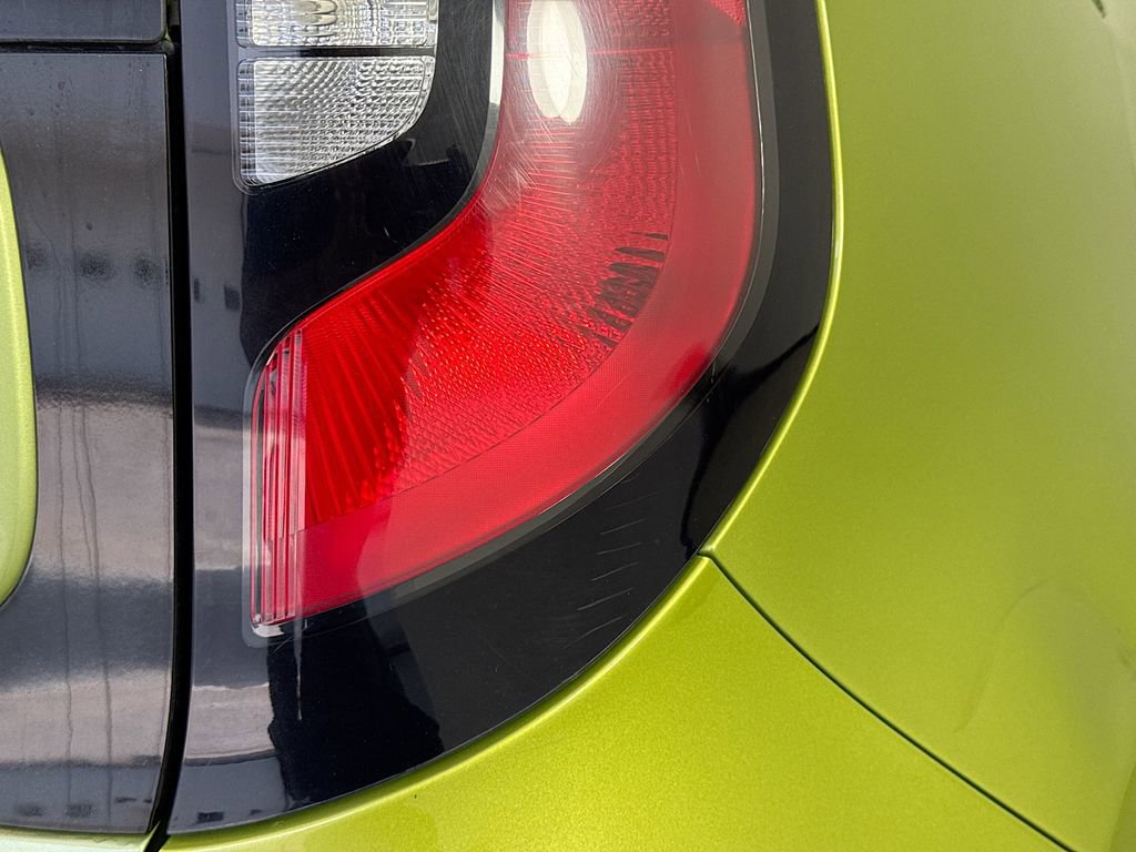 Used 2016 Kia Soul + FWD image 30