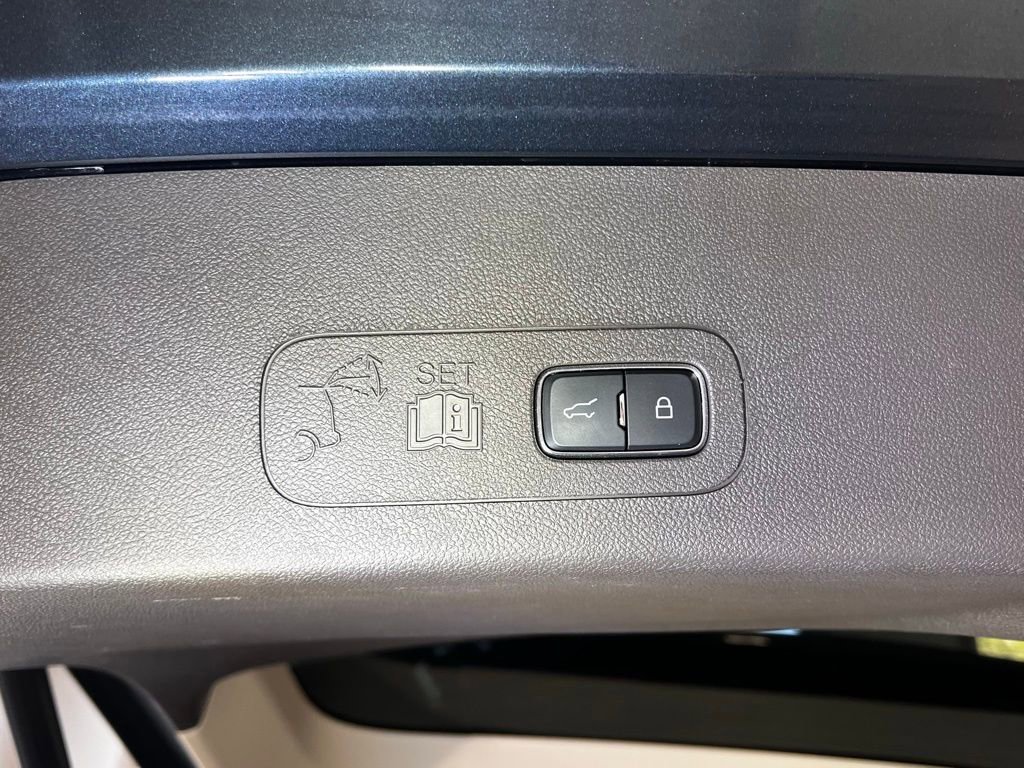 Used 2023 Lincoln Aviator Reserve w/ Equipment Group 201A image 64