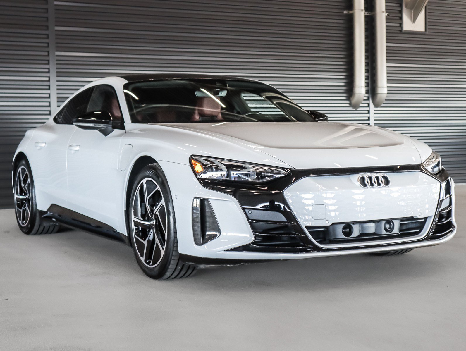 Used 2024 Audi RS e-tron GT AWD/4WD image 10
