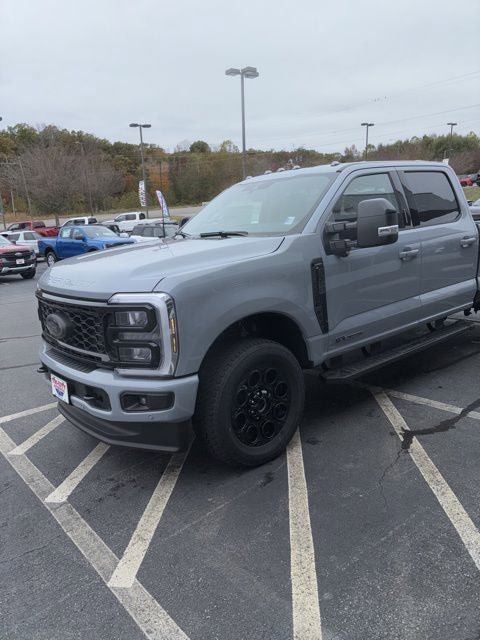 New 2026 Ford F350 Lariat w/ Black Appearance Package image 34