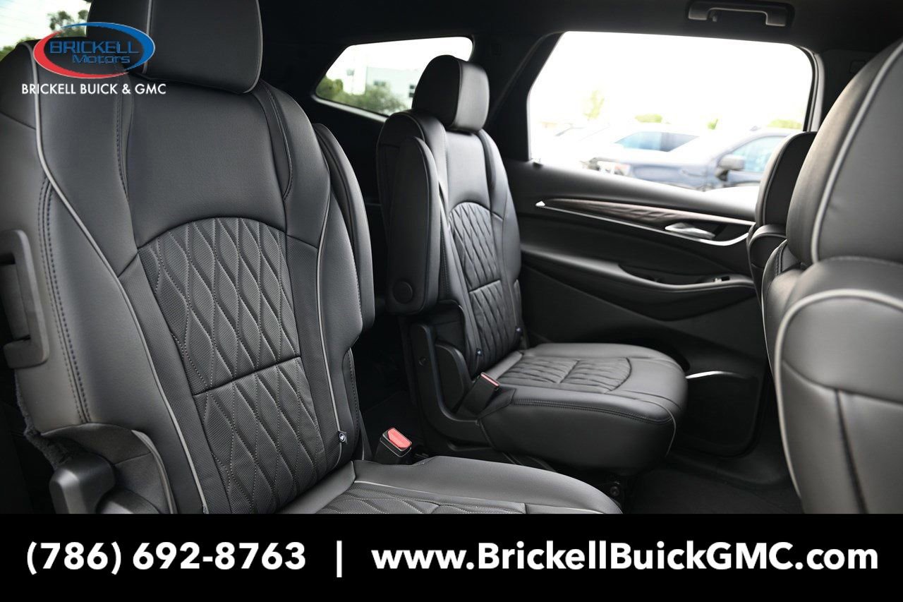 New 2024 Buick Enclave Avenir image 18