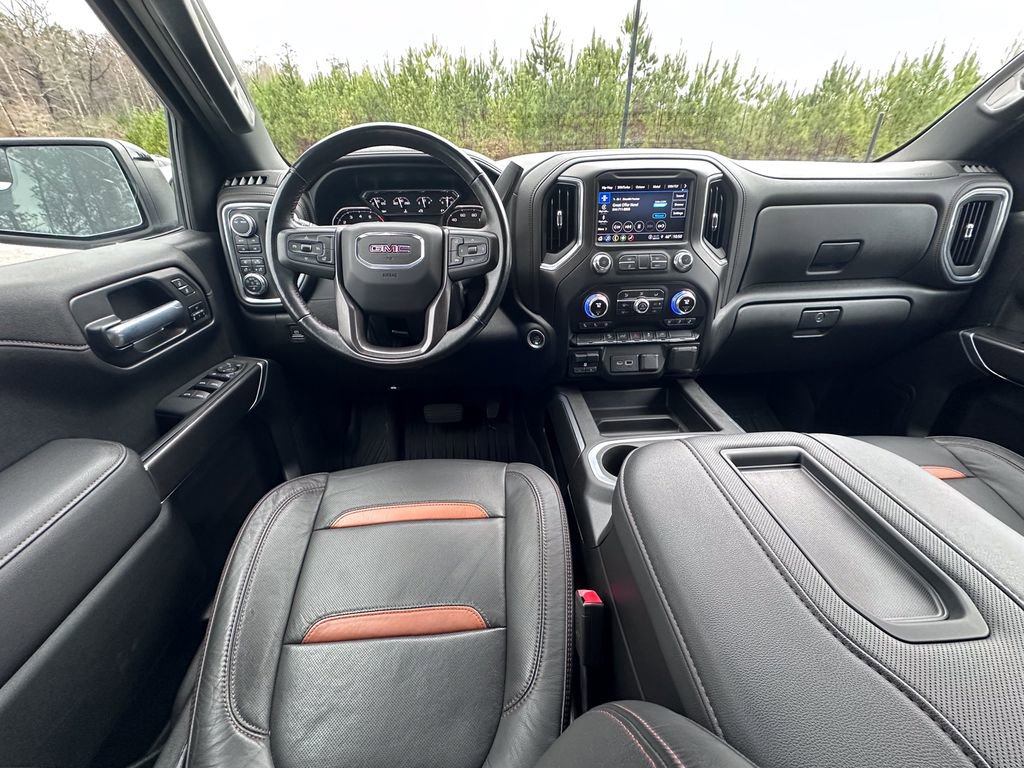 Used 2021 GMC Sierra 1500 AT4 image 2