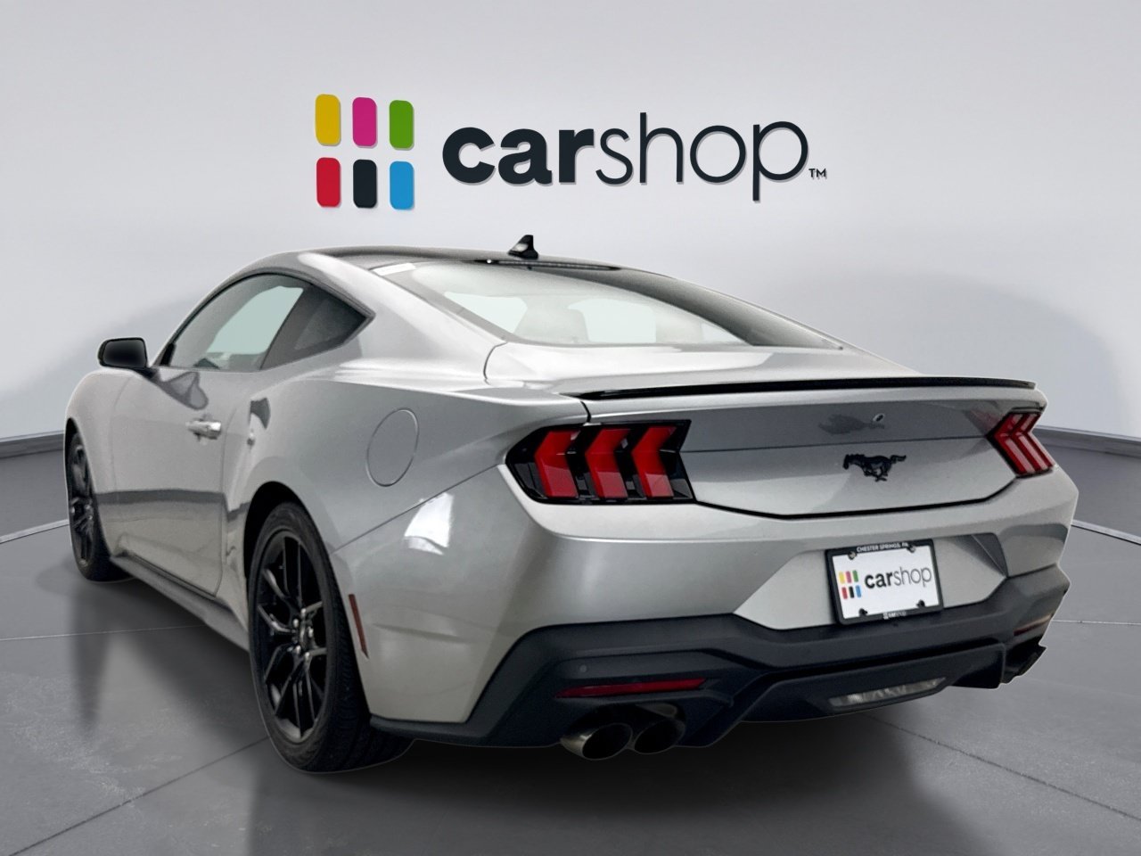 Used 2024 Ford Mustang Premium RWD image 3