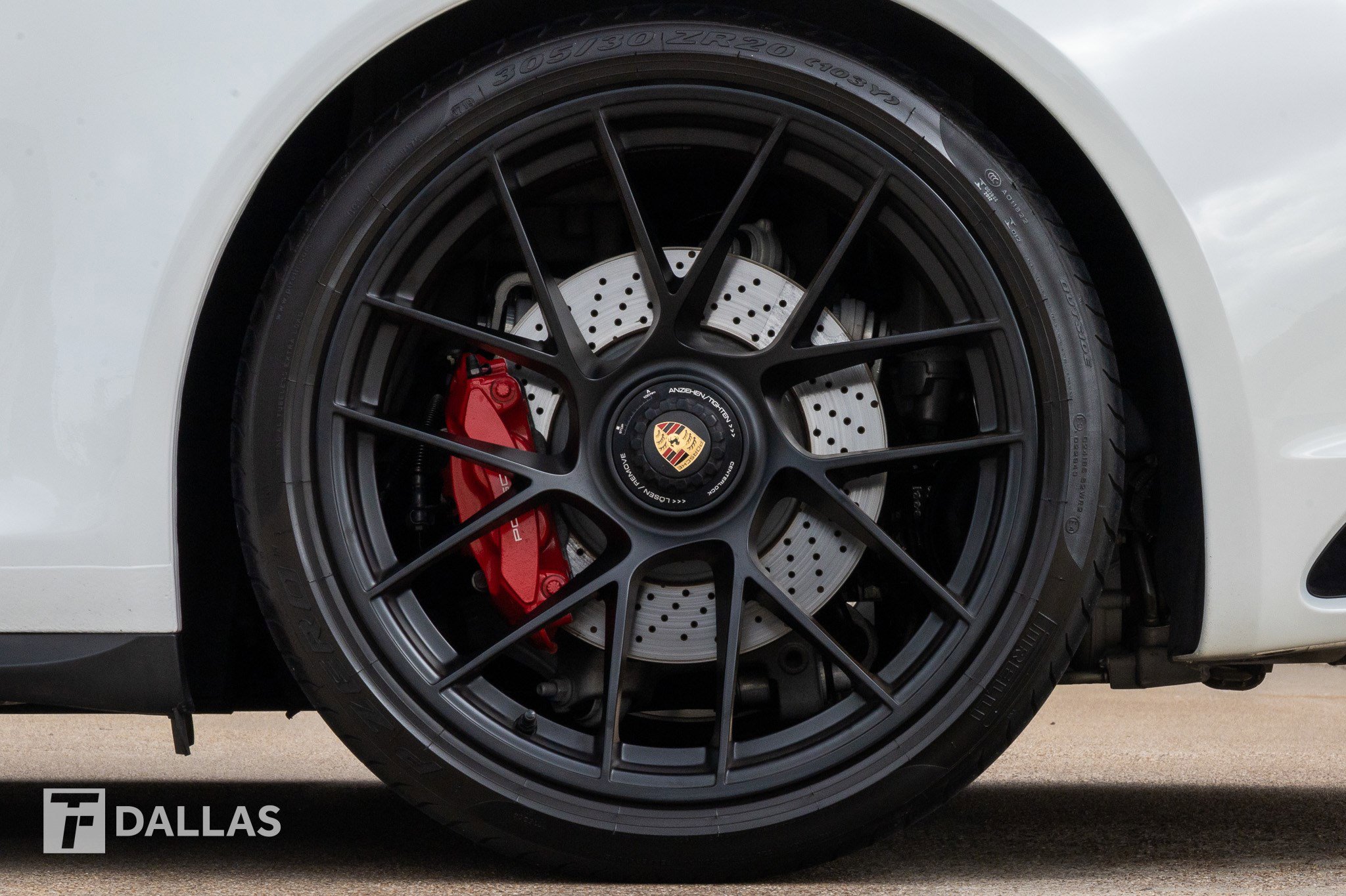 Used 2019 Porsche 911 Carrera GTS RWD image 9