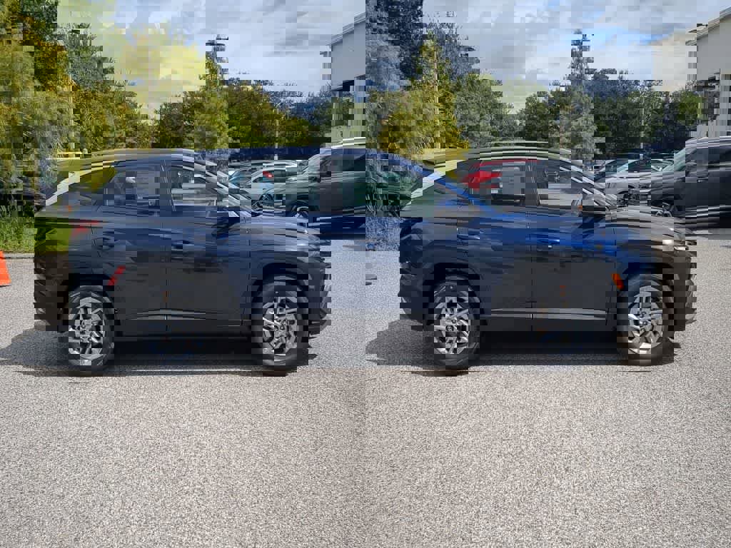 New 2026 Hyundai Tucson SE image 8