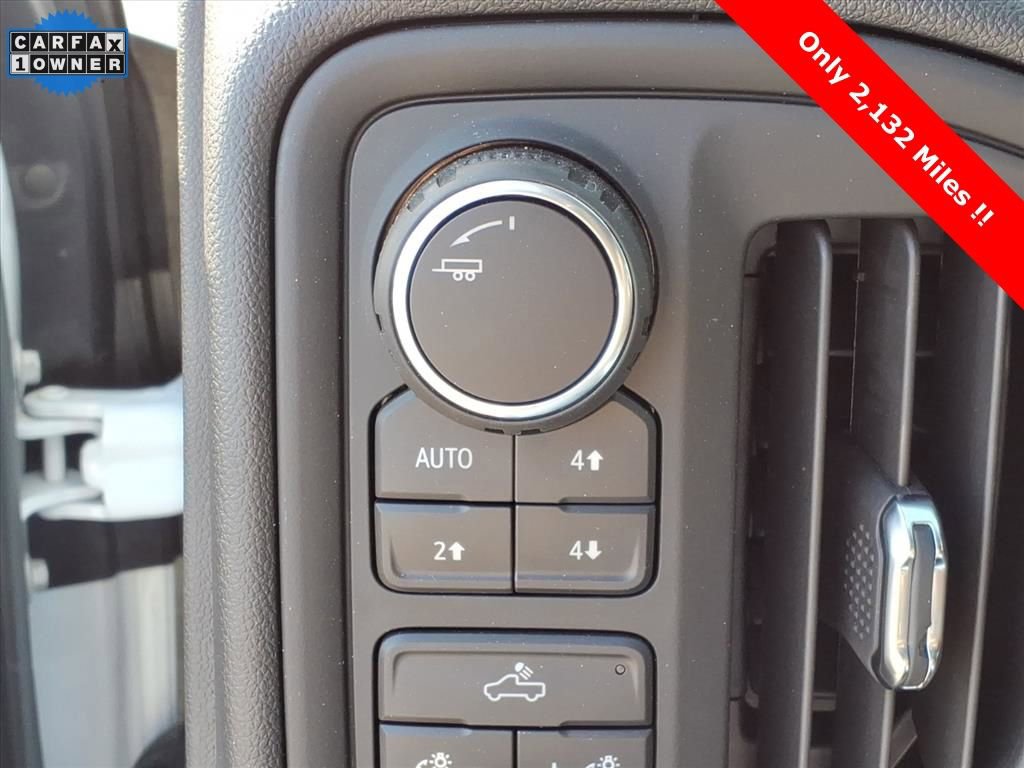 Used 2025 Chevrolet Silverado 1500 Custom Trail Boss w/ LPO, Dark Essentials Package image 27