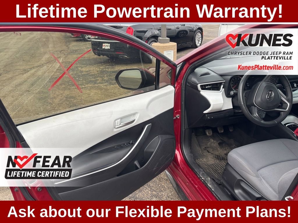 Used 2022 Toyota Corolla SE image 12