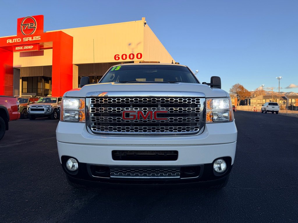 Used 2013 GMC Sierra 3500 Denali image 31