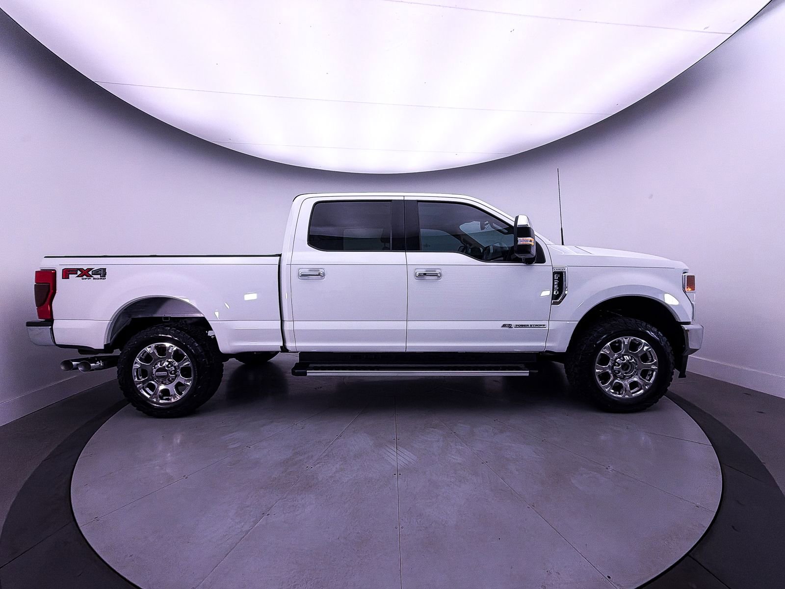 Used 2022 Ford F250 Lariat w/ Lariat Ultimate Package AWD/4WD image 42
