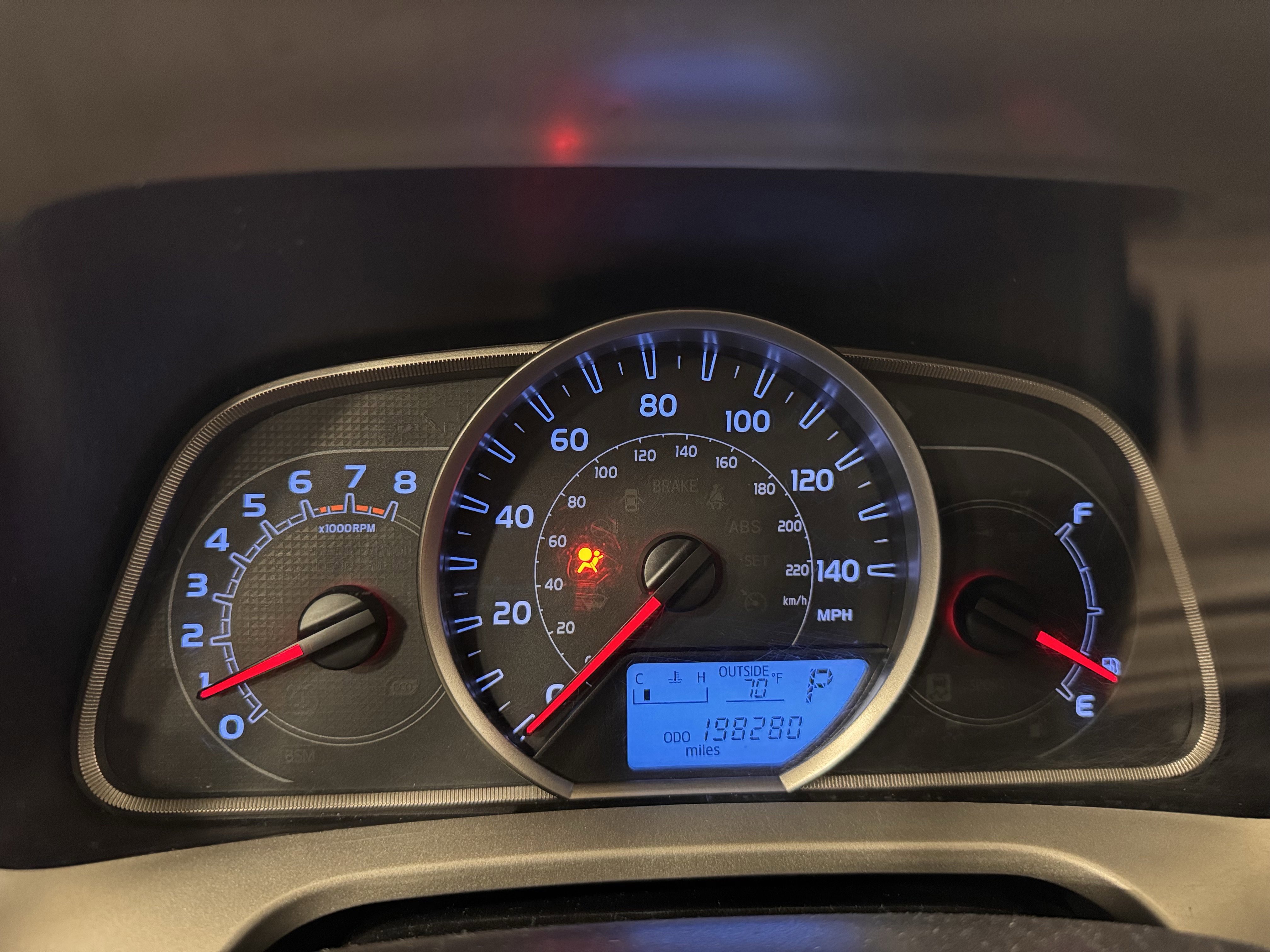 Used 2015 Toyota RAV4 LE image 14