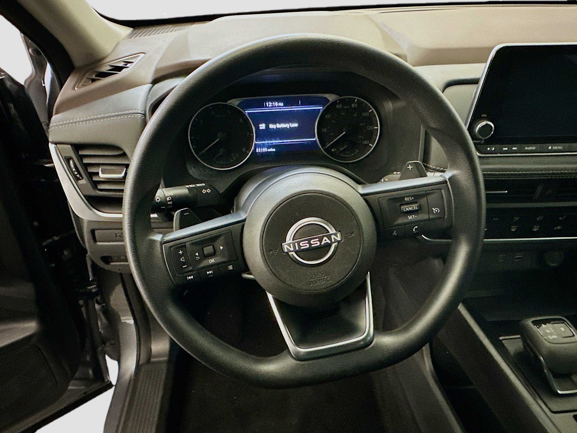 Used 2023 Nissan Rogue S AWD/4WD image 18