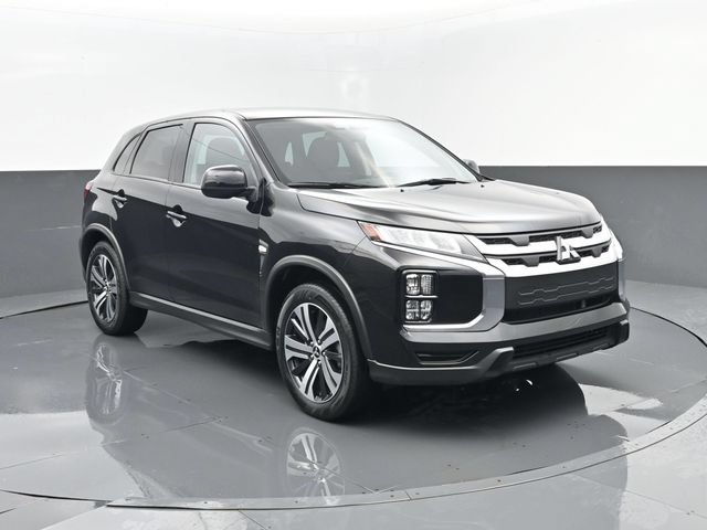 Used 2025 Mitsubishi Outlander Sport ES AWD/4WD image 3