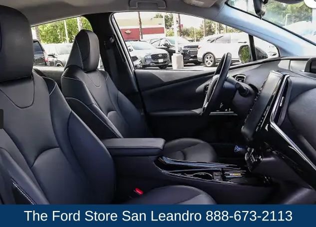 Used 2021 Toyota Prius Prime XLE image 12