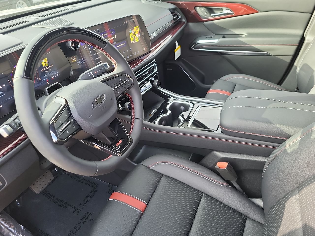 New 2026 Chevrolet Traverse RS FWD image 17