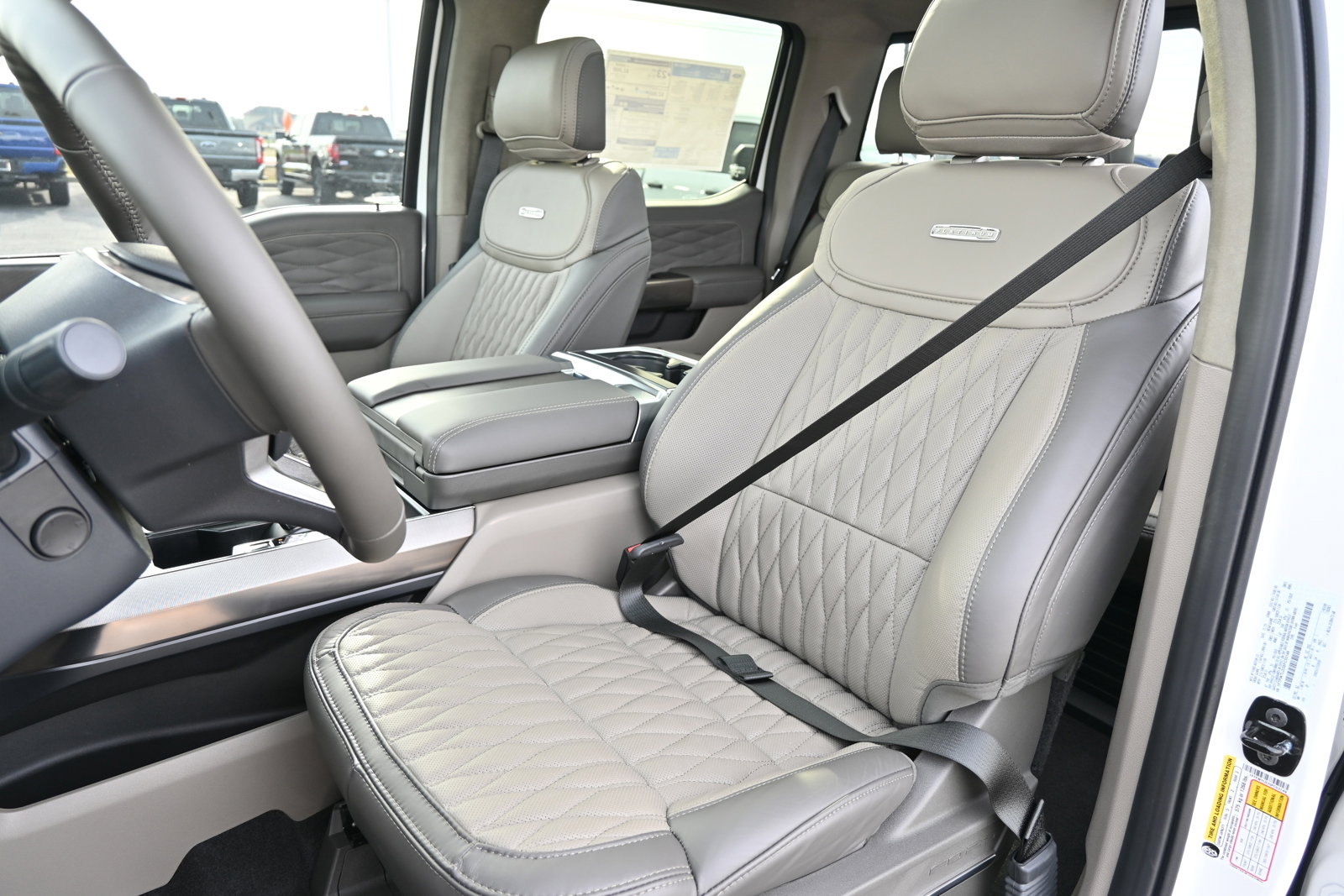 New 2025 Ford F150 Platinum w/ Equipment Group 703A Plus image 36