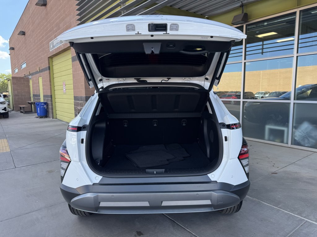 Used 2024 Hyundai Kona Limited image 37