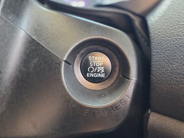 Used 2021 Jeep Renegade Sport image 36