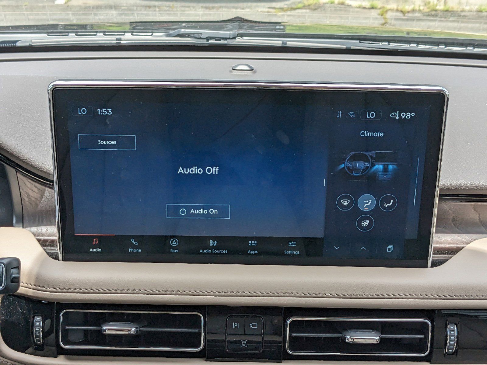 Certified 2023 Lincoln Nautilus Reserve w/ Equipment Group 202A image 19