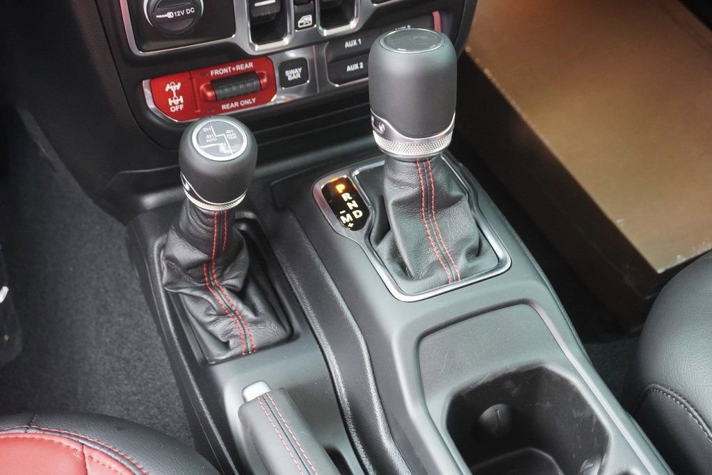 Used 2023 Jeep Wrangler Unlimited Rubicon 4xe image 27