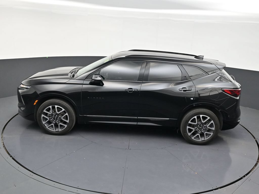 Used 2023 Chevrolet Blazer RS w/ Enhanced Convenience Package FWD image 13