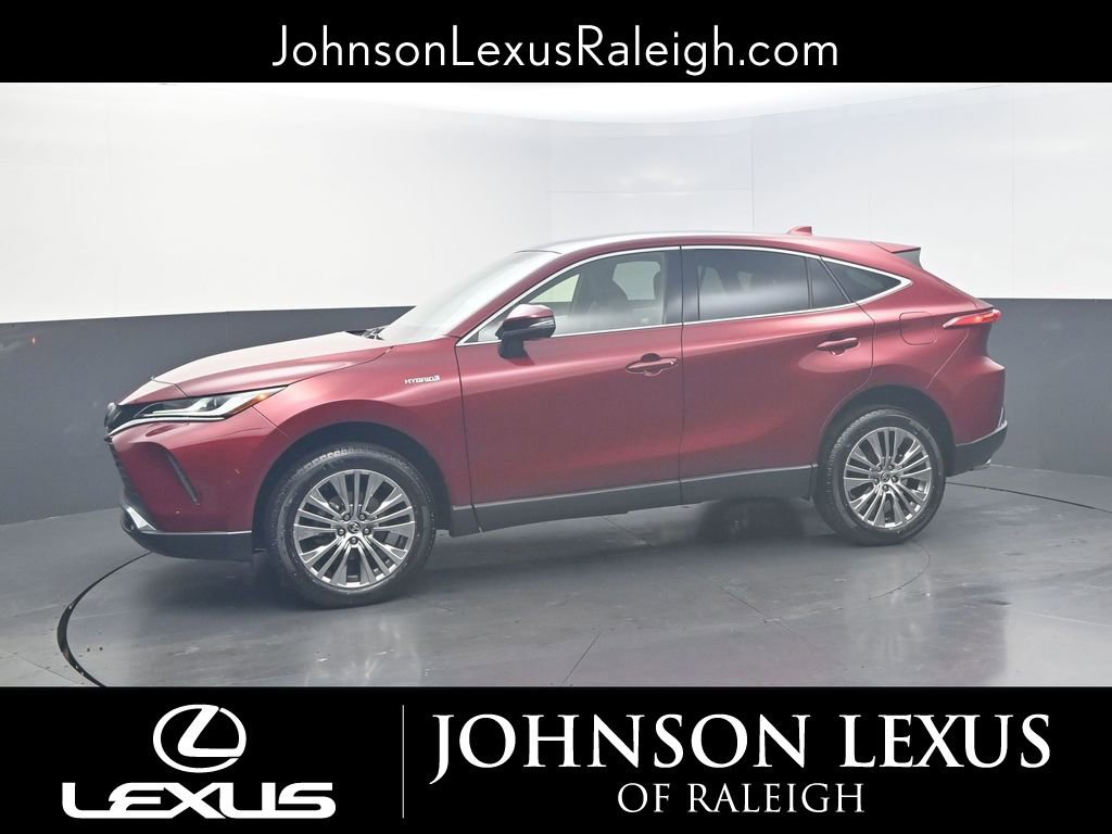 Used 2021 Toyota Venza Limited w/ Advanced Technology Package image 2