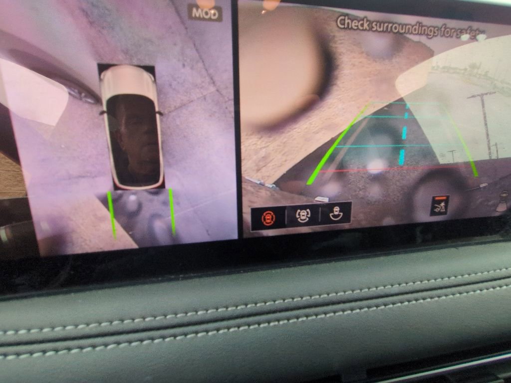 Used 2026 INFINITI QX60 Luxe w/ Cargo Package FWD image 10