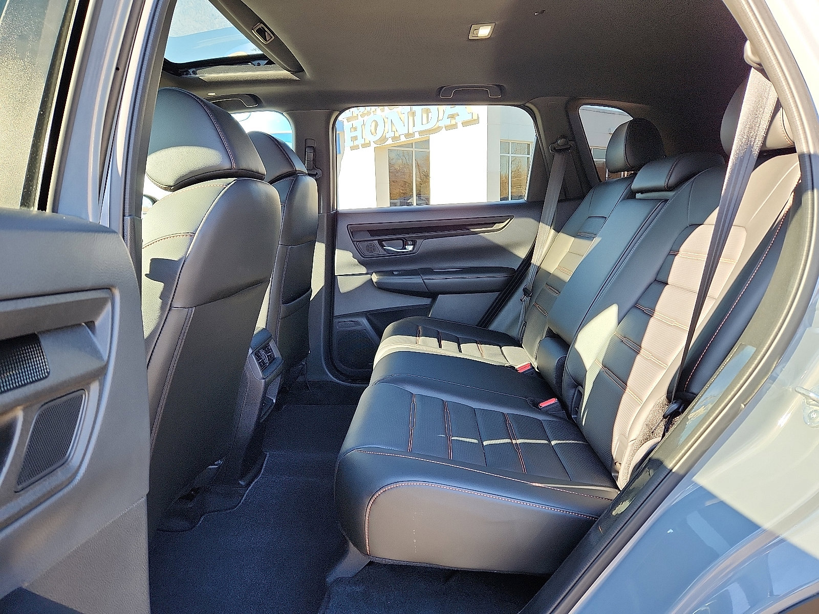 Used 2025 Honda CR-V Sport-L image 10