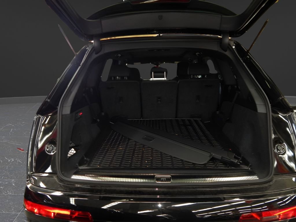 Used 2025 Audi Q7 3.0T Premium Plus image 7