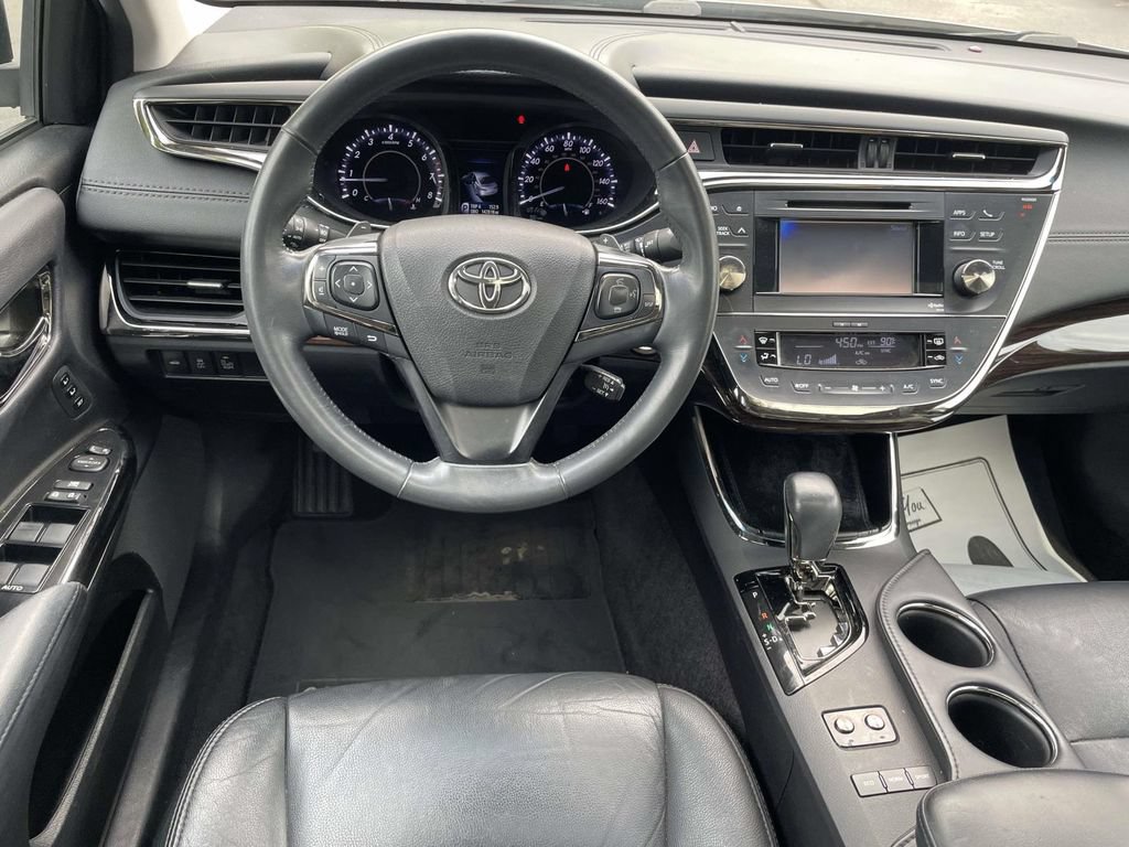 Used 2014 Toyota Avalon XLE Touring FWD image 9