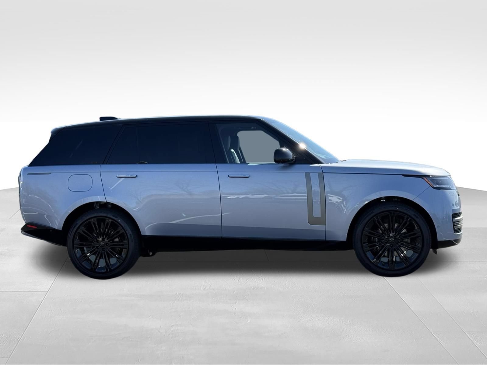 New 2026 Land Rover Range Rover Long Wheelbase SE AWD/4WD image 7