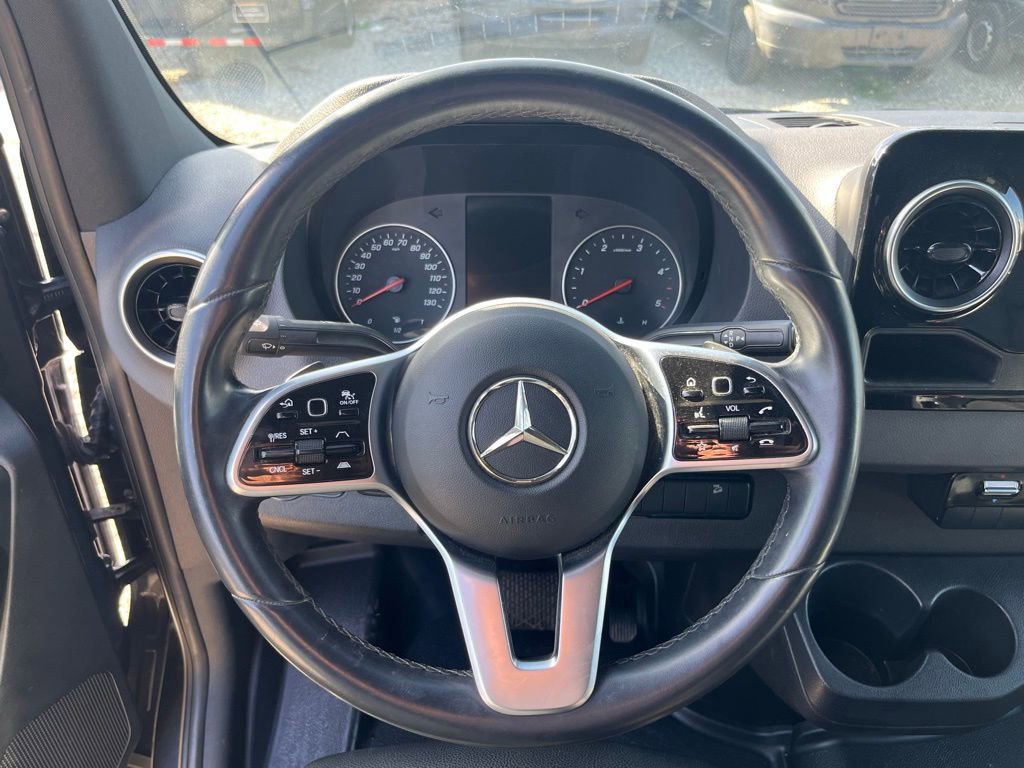 Used 2024 Mercedes-Benz Sprinter 2500 image 15