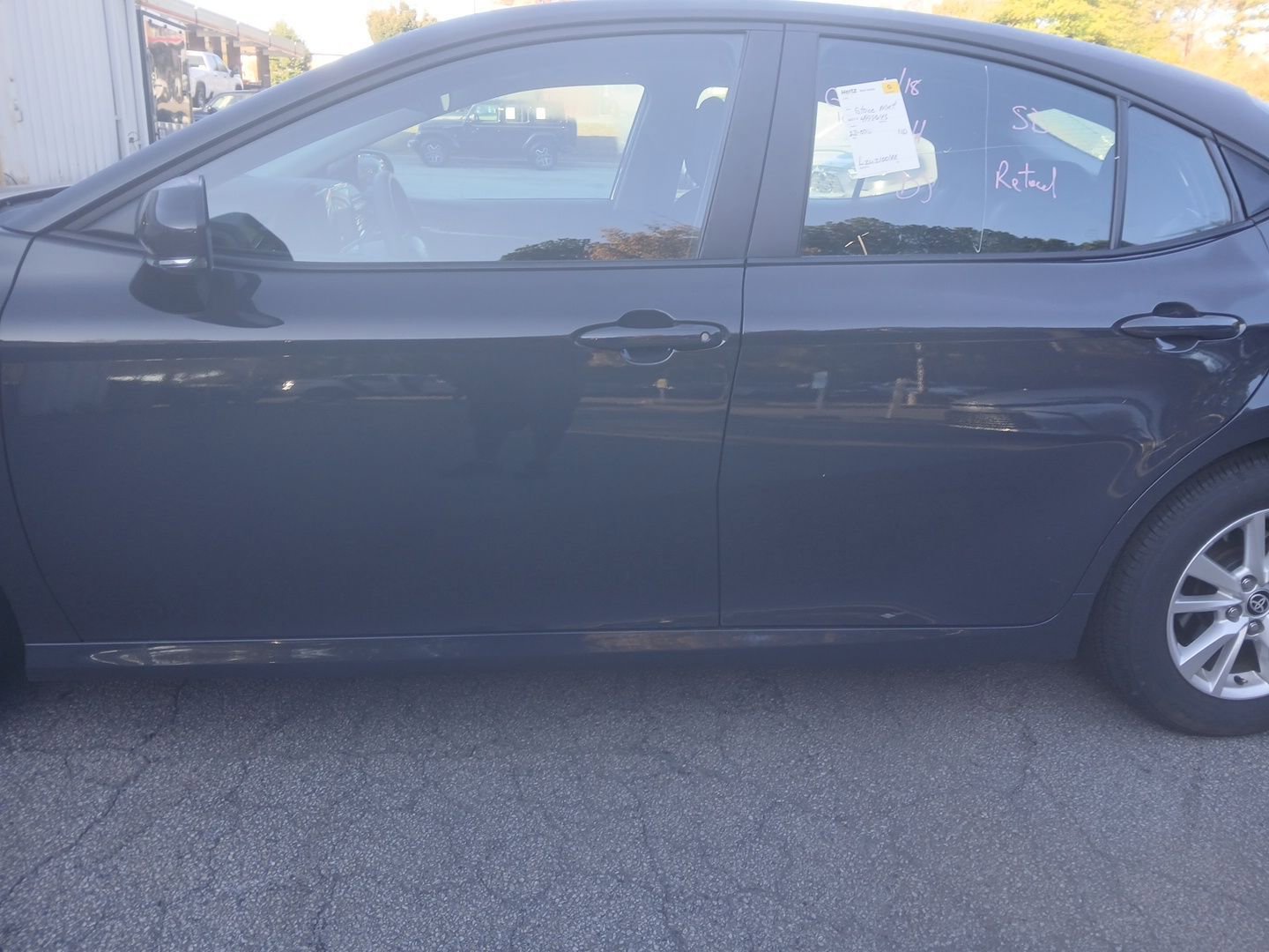 Used 2025 Toyota Camry LE image 4