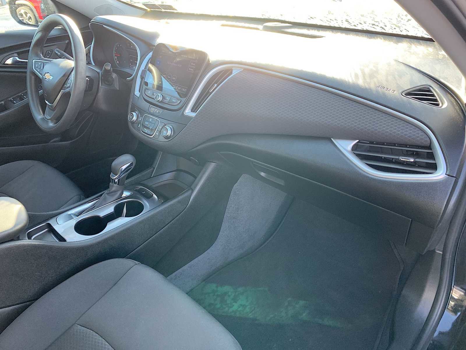 Certified 2022 Chevrolet Malibu LS image 26