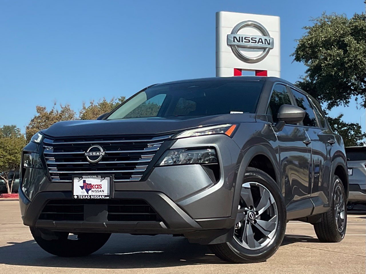 Used 2025 Nissan Rogue SV