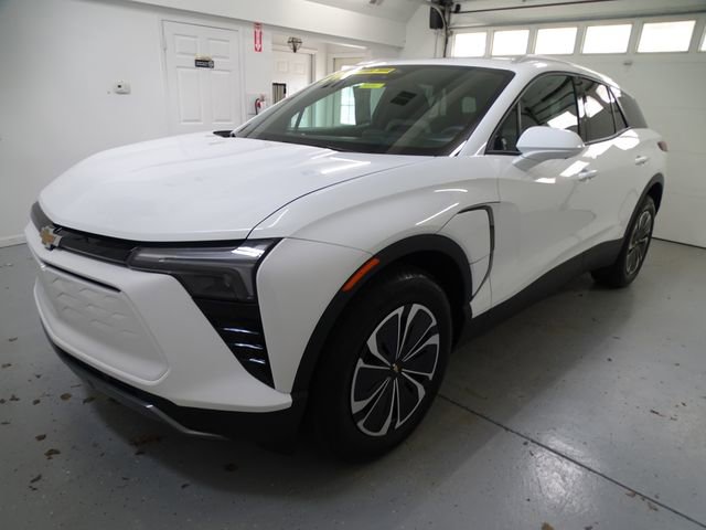 Used 2024 Chevrolet Blazer EV LT image 16