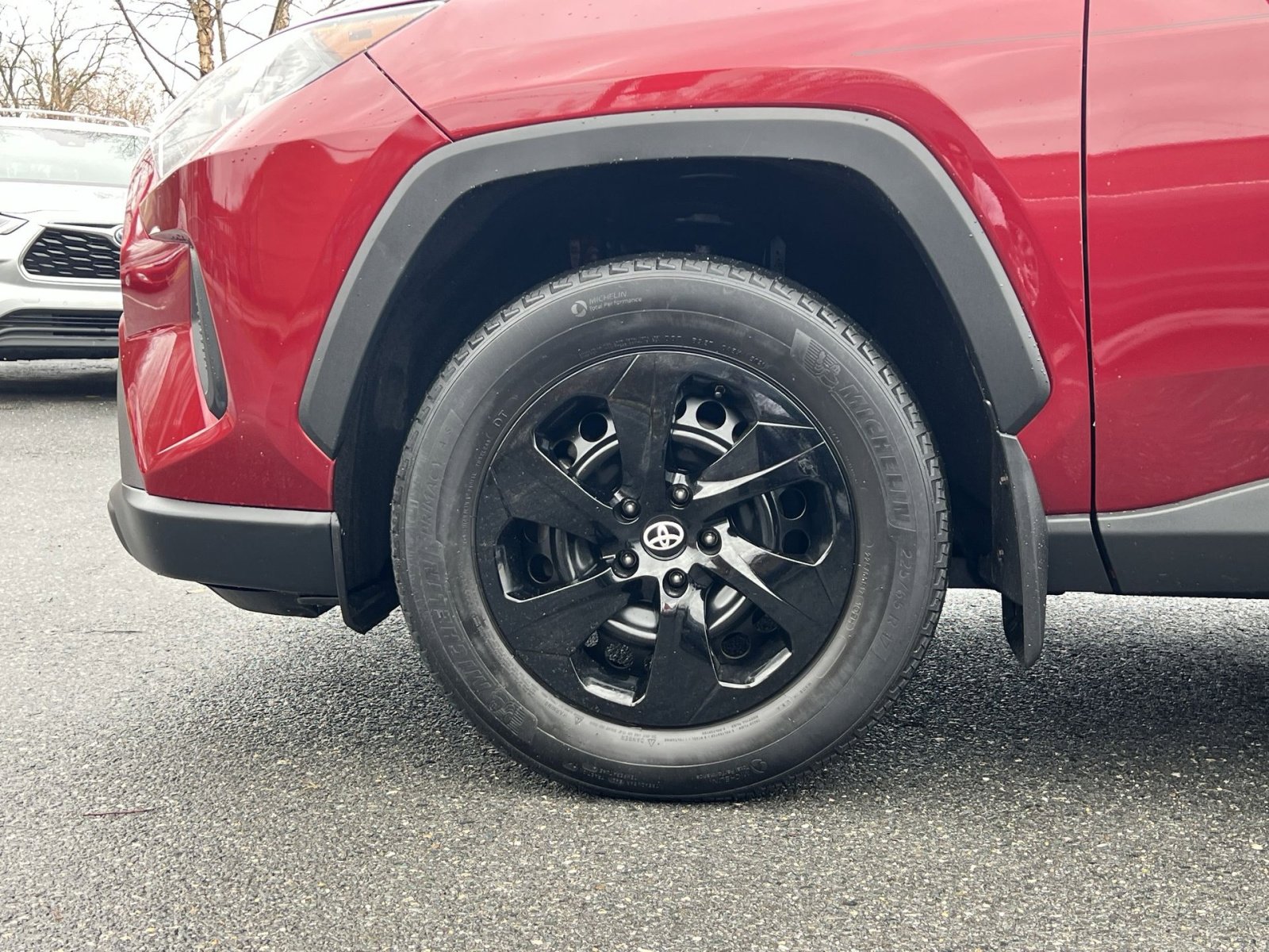 Used 2019 Toyota RAV4 LE w/ All Weather Liner Package image 10